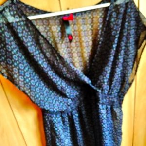 2for$10❤️❤️Pure Energy blouse size 2